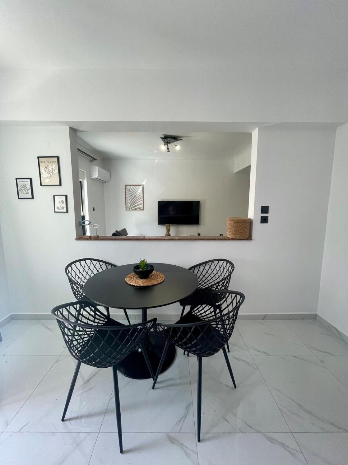 Victoria's Spacious * Rhodes City