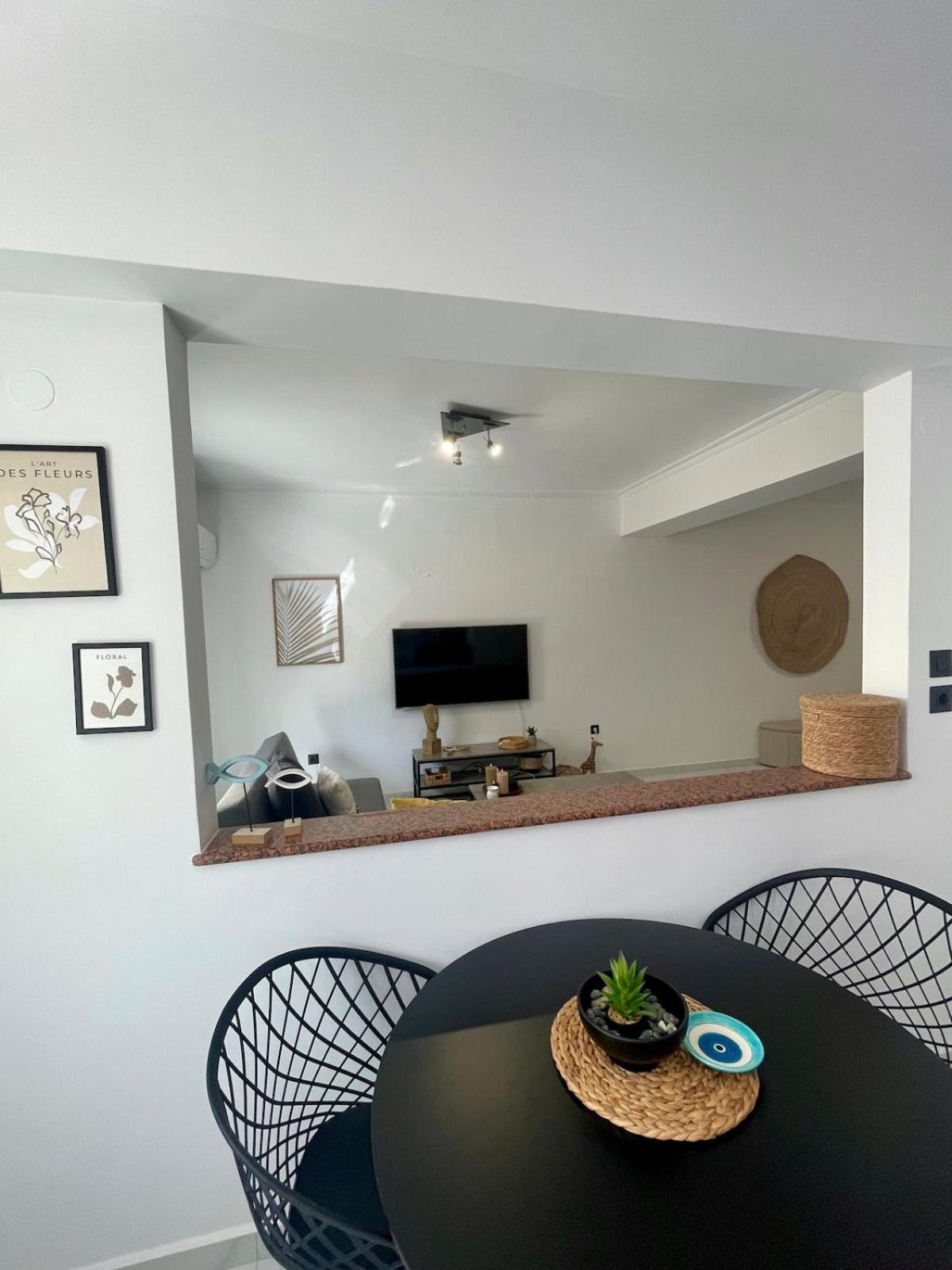 Victoria's Spacious Apartmán *